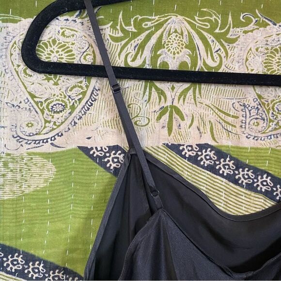 Vintage 90's Victoria's Secret Black Silk Chemise Size Medium - Picture 8 of 12